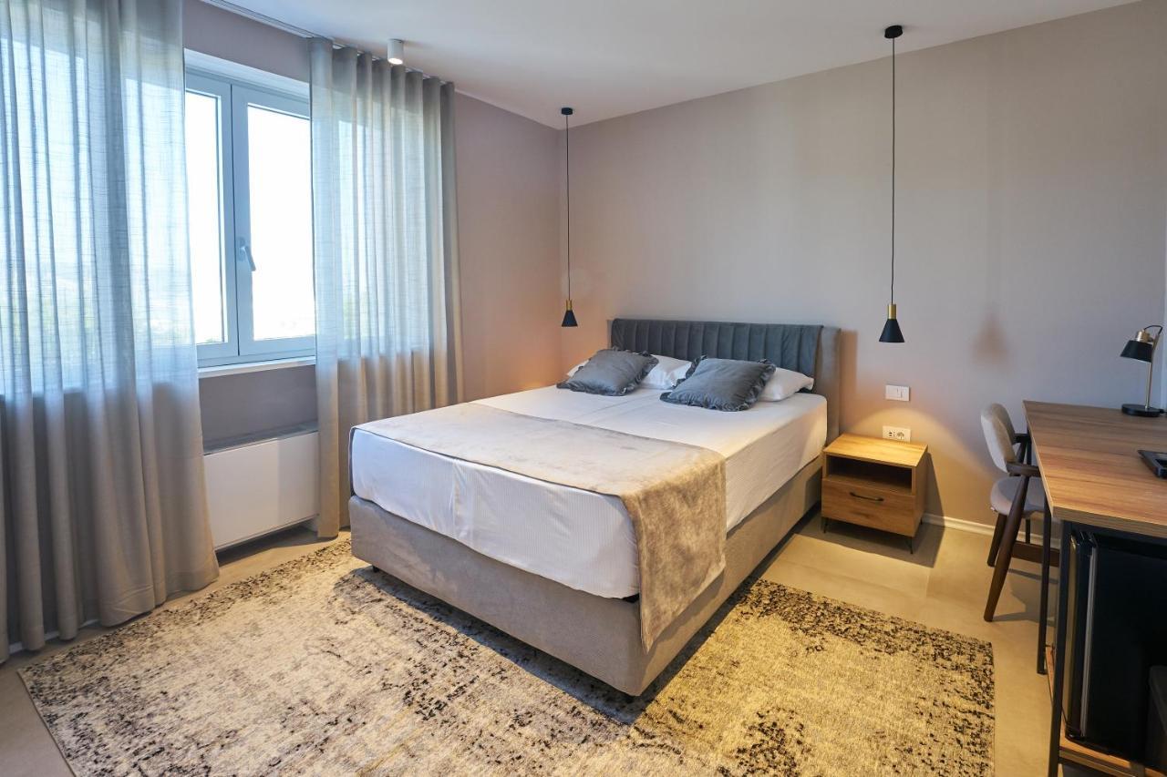 Dolcemente Garni Hotel Superior 이졸라 외부 사진